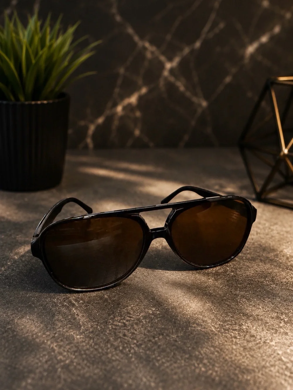 Aviator-Style Women's Sunglasses in Black with Brown Lenses